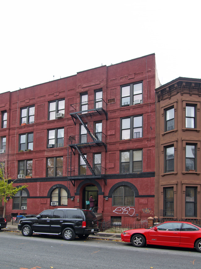 352 Lafayette Ave in Brooklyn, NY - Building Photo - Building Photo