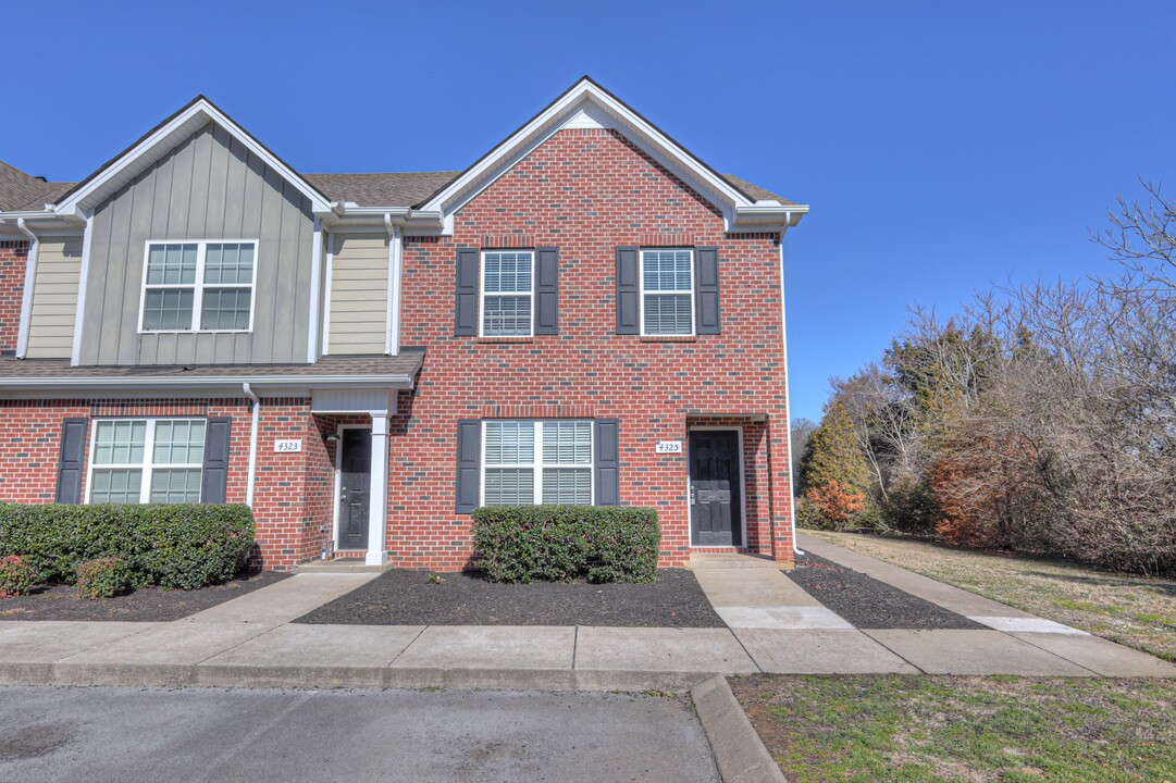 4325 Aurora Cir in Murfreesboro, TN - Building Photo