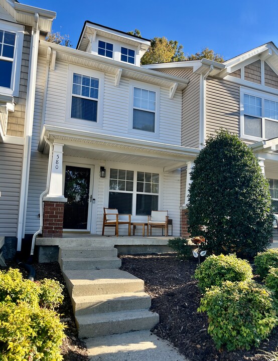 580 Flintlock Ct in Nashville, TN - Building Photo