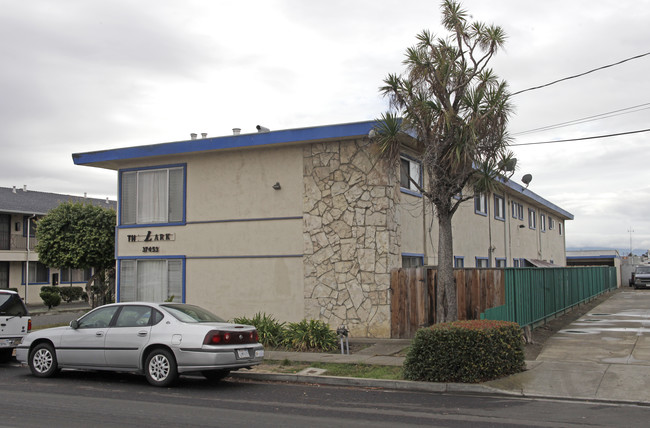 The Lark & Meadows in Newark, CA - Building Photo - Building Photo