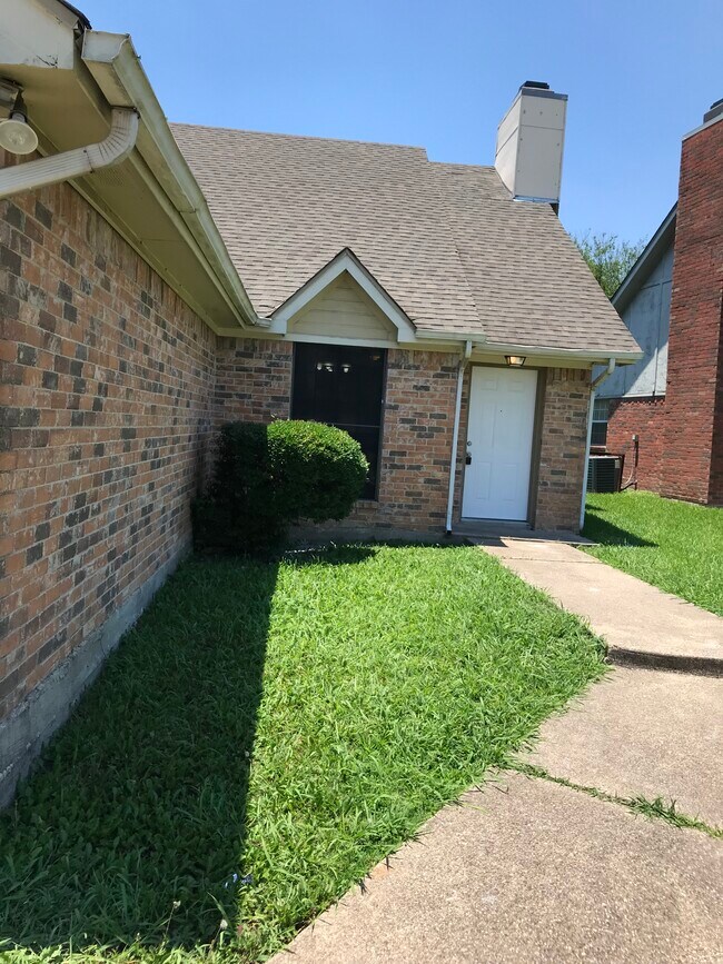 4335 San Marcus Dr Rentals in Mesquite, TX