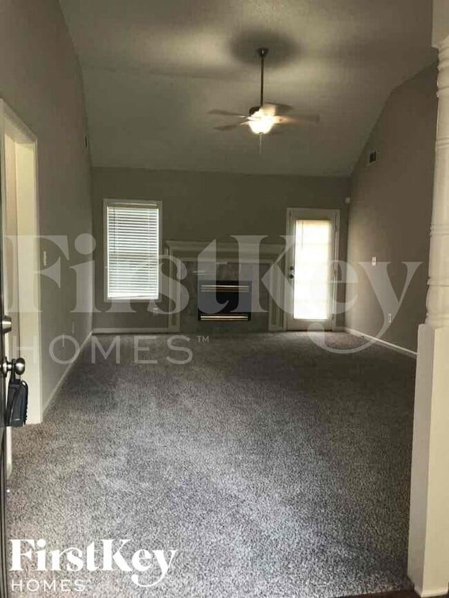 340 Weatherly Dr in Fayetteville, GA - Building Photo - Building Photo
