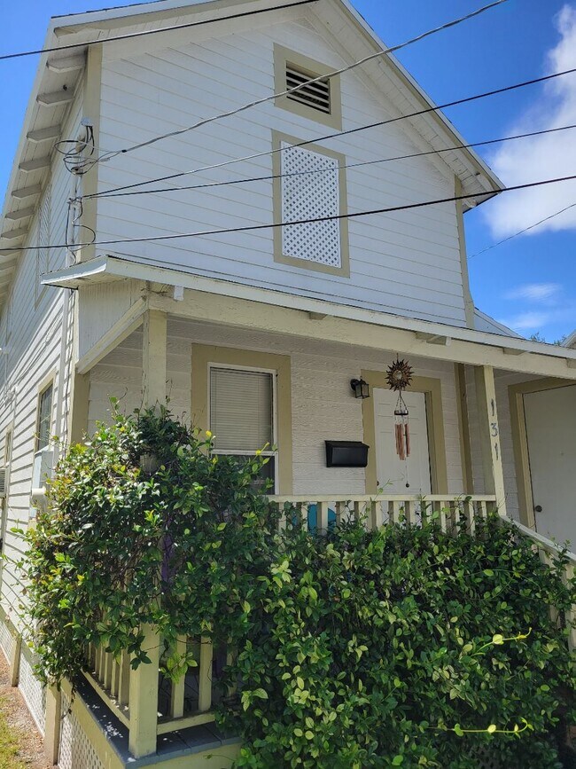 133 Cottage Ln in Daytona Beach, FL - Building Photo - Building Photo