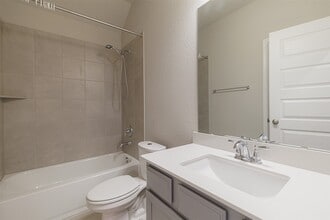 1130 Muscadine Hollow Ln in Richmond, TX - Building Photo - Building Photo