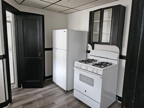 949 Maple Ave in Schenectady, NY - Building Photo - Building Photo