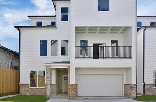 207 Edgewood St in Houston, TX - Building Photo