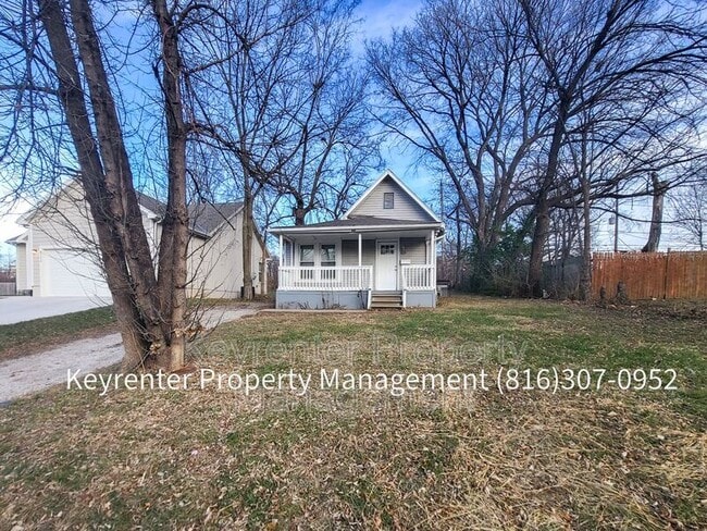 8115 Highland Ave in Kansas City, MO - Building Photo - Building Photo