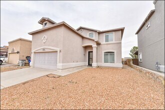 1936 Shreya St in El Paso, TX - Building Photo - Building Photo