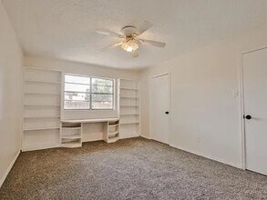 4815 59th St in Lubbock, TX - Building Photo - Building Photo