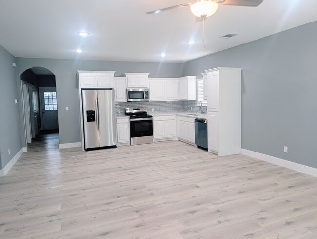 405 E Wilson Ave in Sherman, TX - Building Photo - Building Photo