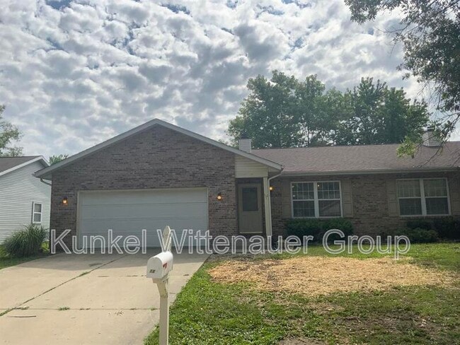property at 111 Twin Oaks Dr