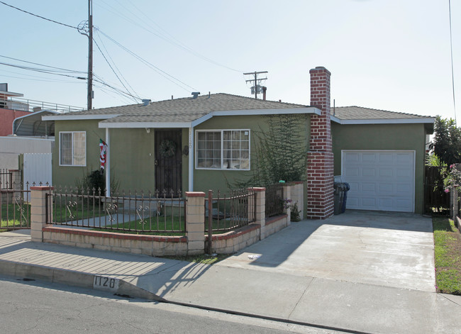 1120 E 23rd St in Signal Hill, CA - Building Photo - Building Photo