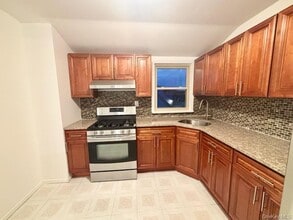 139-10 254th St in Queens, NY - Building Photo - Building Photo