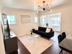 7865 Willoughby Ave, Unit 7865 in West Hollywood, CA - Building Photo - Building Photo