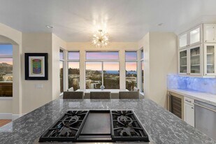 25352 Village Rd in Dana Point, CA - Building Photo