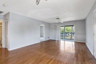 151 SE Village Dr in Port St. Lucie, FL - Building Photo - Building Photo
