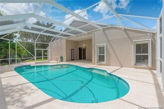 376 NW Canna Way in Jensen Beach, FL - Building Photo - Building Photo