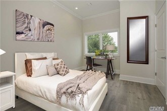 226 New York Ave-Unit -301 in Huntington, NY - Building Photo - Building Photo