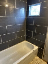 951 N Auburn Ave in Farmington, NM - Foto de edificio - Building Photo