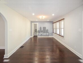 1544 Spruce St in Indianapolis, IN - Foto de edificio - Building Photo