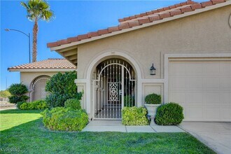 7401 W Central Butte Ave in Las Vegas, NV - Building Photo - Building Photo