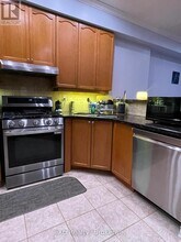 6 Purple Finch Ct in Brampton, ON - Building Photo - Building Photo