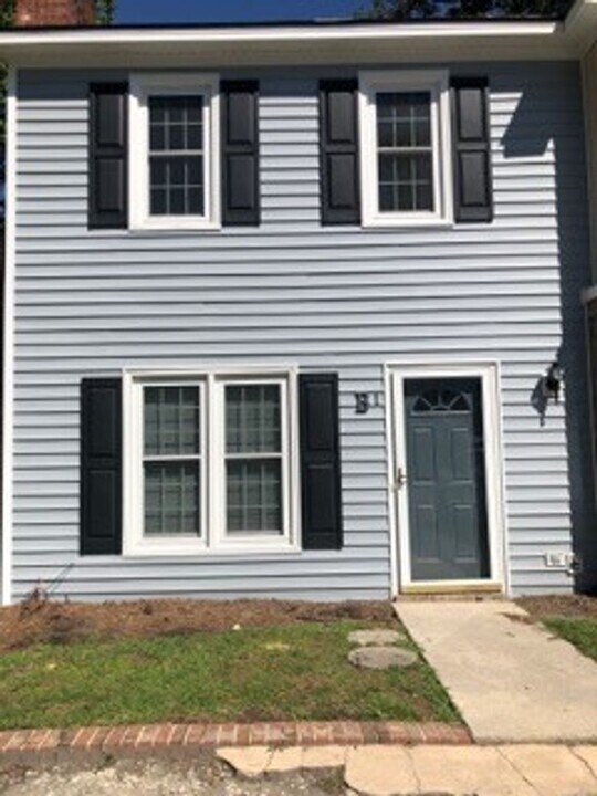 1104 Karen Dr in New Bern, NC - Building Photo