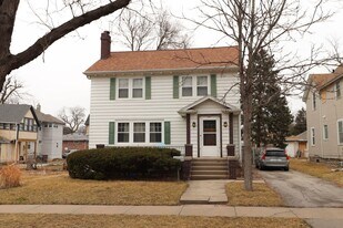 1616 B St in Lincoln, NE - Building Photo