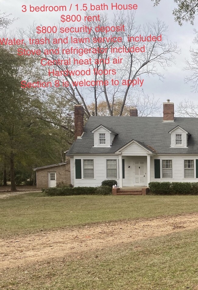 2408 Old Orrville Rd in Selma, AL - Building Photo - Building Photo