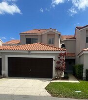 10458 Lake Vista Cir in Boca Raton, FL - Building Photo