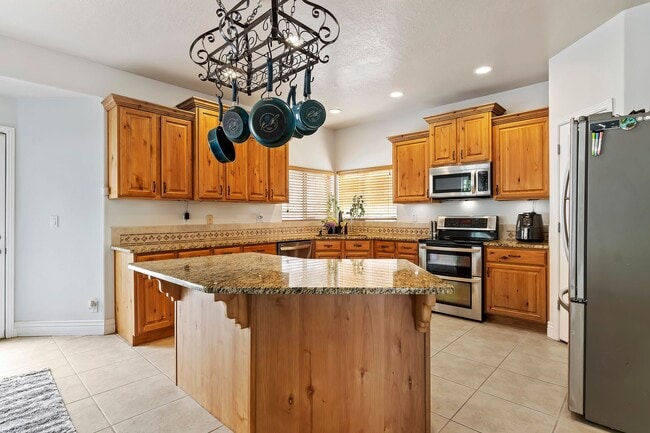 property at 13697 S Tom Shoemaker Cir