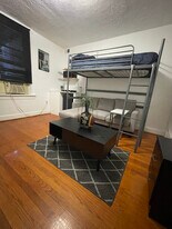 3712 Parkside Dr, Unit Unit 1C in Baltimore, MD - Building Photo