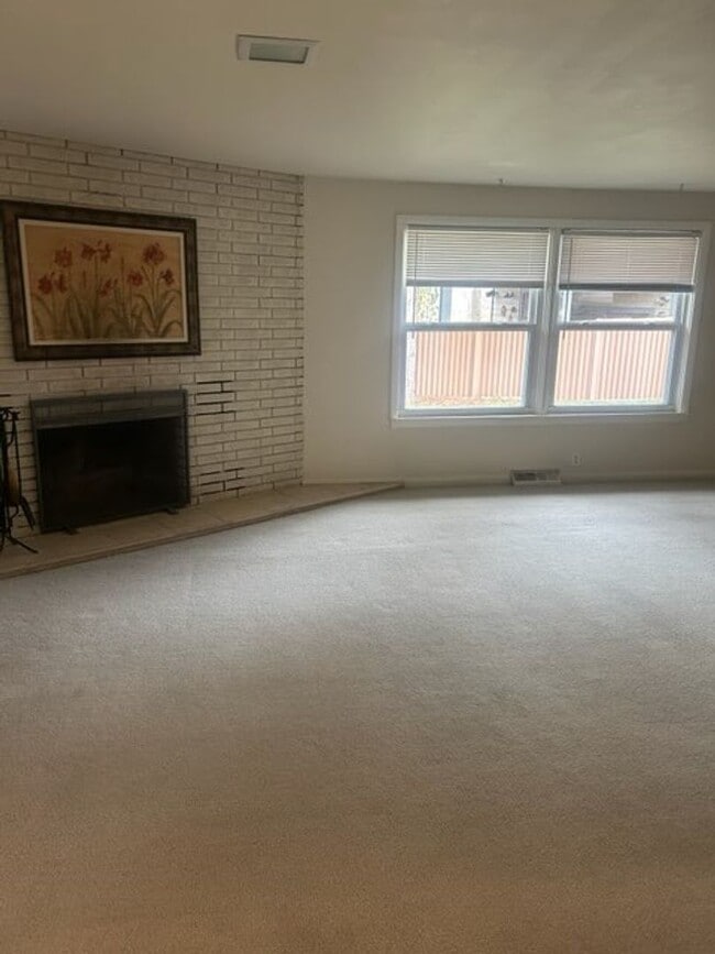 716 Cowdin Dr in Glenwood Springs, CO - Building Photo - Building Photo