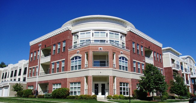 The Lofts at Willow Creek in Beavercreek, OH - Building Photo - Building Photo