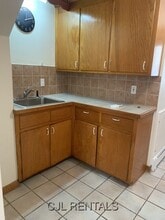 48-58 Edge Hill Rd in Waltham, MA - Building Photo - Building Photo