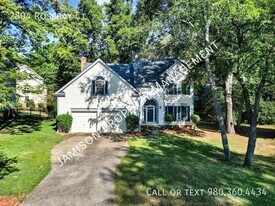 2804 Rosebay Ct in Charlotte, NC - Building Photo