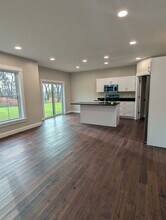 398 Sutton St in Uxbridge, MA - Building Photo - Building Photo