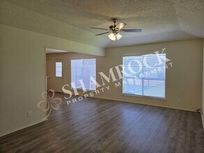 218 Kettler Dr in Robinson, TX - Building Photo - Building Photo