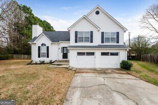 6584 Planters Ct in Morrow, GA - Building Photo