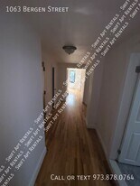 1063 Bergen St in Newark, NJ - Building Photo