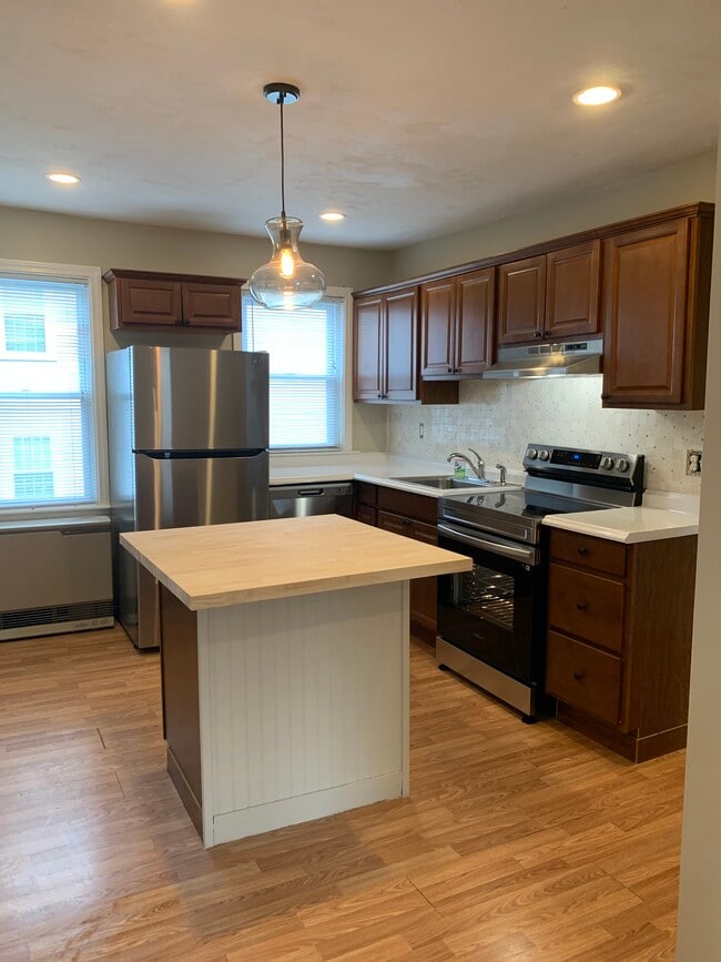 5 Cordage St, Unit 2