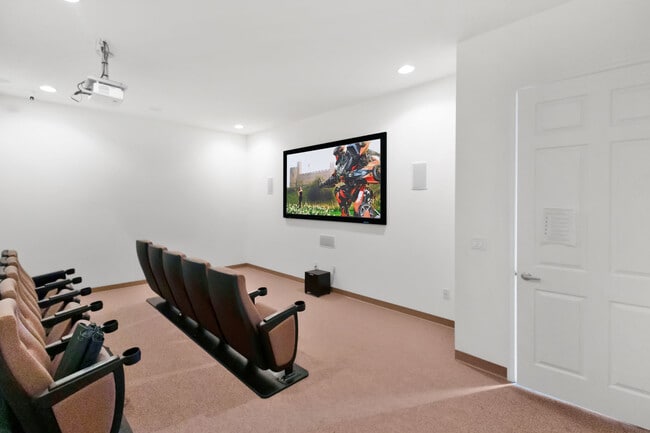 2855 Club Cortile Cir in Kissimmee, FL - Building Photo - Building Photo