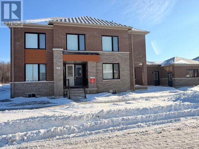 9 Albert Newell Dr in Markham, ON - Building Photo - Building Photo