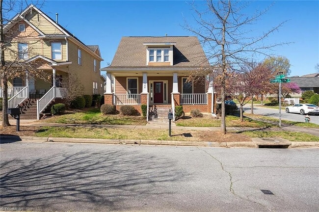 Room in House on Integrity Oaks Dr, Unit 101 in Greensboro, NC - Building Photo - Building Photo