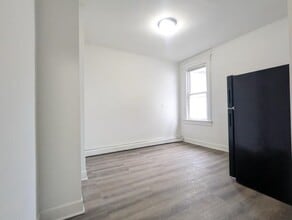 222 Grant Ave in Jersey City, NJ - Building Photo - Building Photo