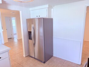 7437 Daggett Terrace in New Port Richey, FL - Building Photo - Building Photo