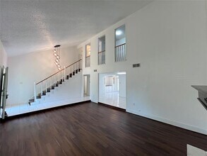 2805 Meadow Park Dr in Garland, TX - Building Photo - Building Photo