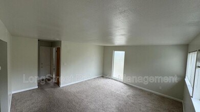 355 SW 10th St in Corvallis, OR - Building Photo - Building Photo