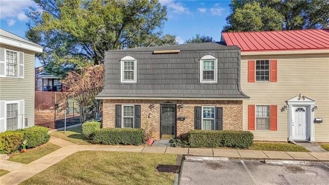 4017 Cottage Hill Rd