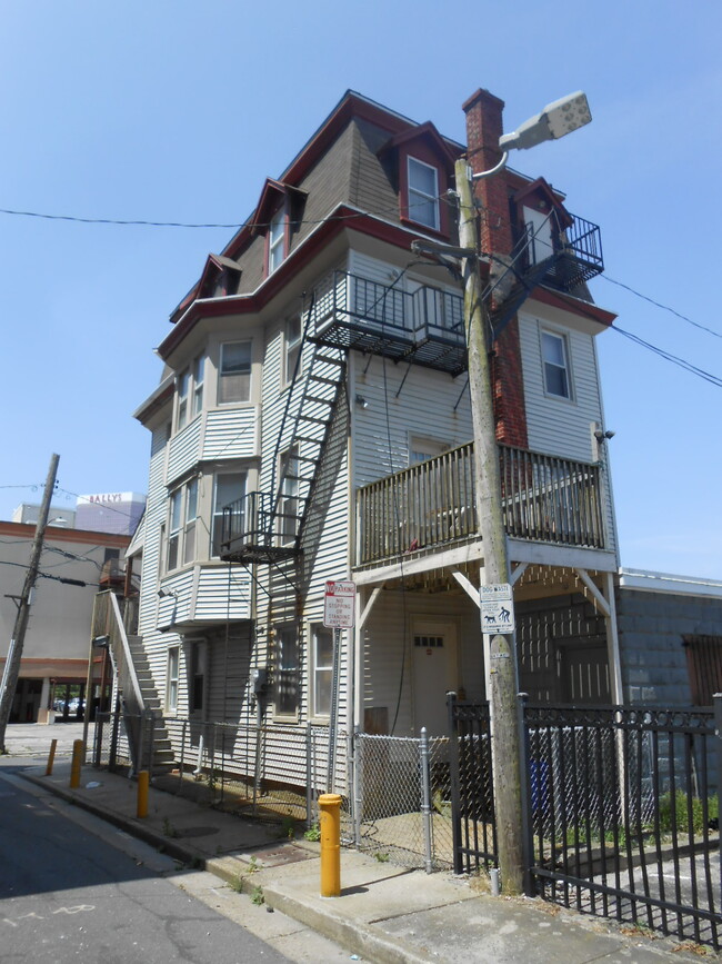 171 S Westminster Ave in Atlantic City, NJ - Building Photo - Building Photo